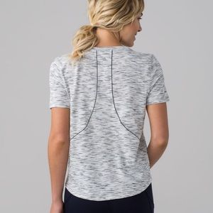 Lululemon long distance short sleeve t shirt tiger space dye black white